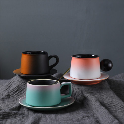 Light luxury ceramic coffee cup, round ball wooden handle c