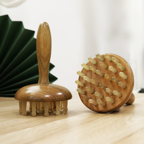 Green sandalwood goat horn massage comb, scalp brush, porta