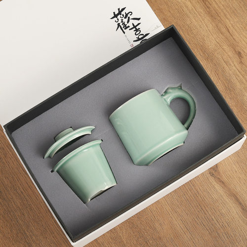 Celadon mug, tea separation, brewing tea cup, office and ho