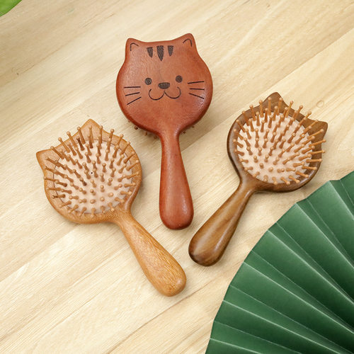 Kitten Sandalwood Air Cushion Massage Comb Head Meridians S