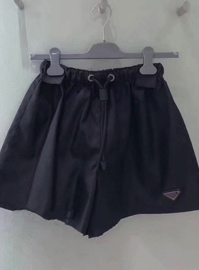 小众2024春夏新款设计黑色运动百搭三角形宽松休闲热裤短裤女潮