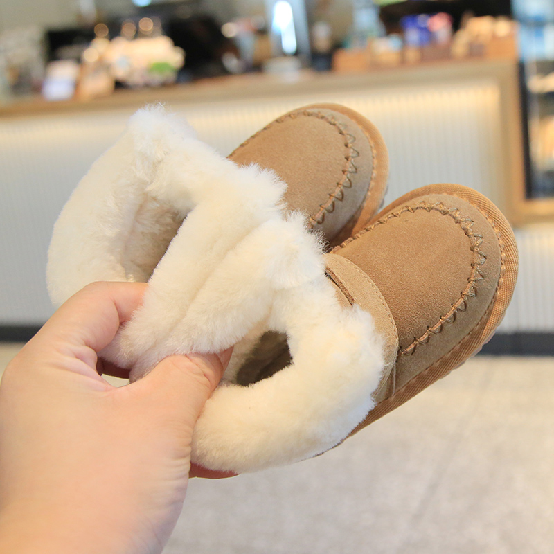 儿童雪地靴真皮宝宝大棉鞋