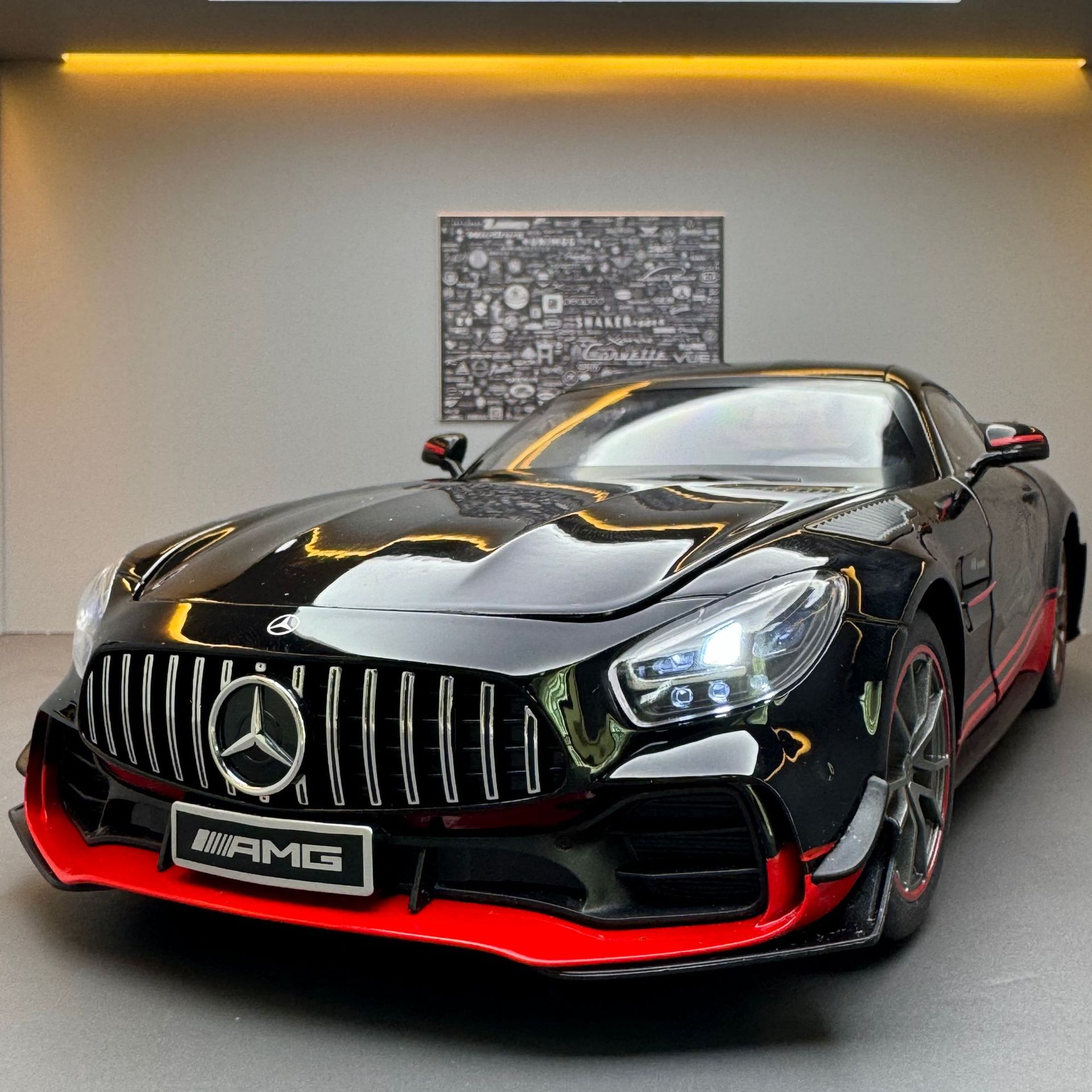 黑曼巴合金车模1:18大奔GT跑车带声光儿童玩具车音效模型摆件代发