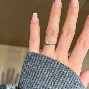 S925纯银马眼戒指女小众设计个性5颗钻莫桑钻指环中古风闭口戒