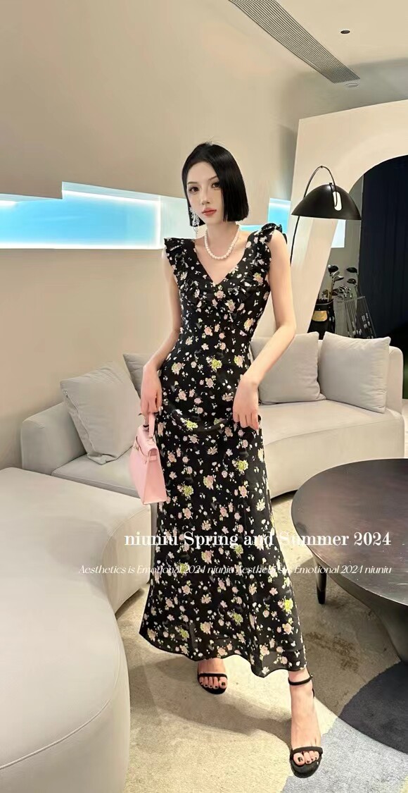 女士高端定制欧货馆24年新款度假风碎花无袖长款潮奢桑蚕丝连衣裙