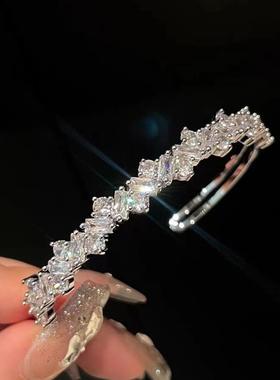 手镯轻奢小众精致不规则