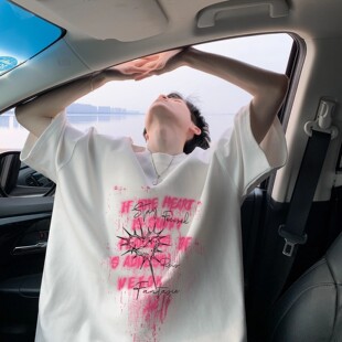 夏季美式高街模糊字母五分袖设计感体恤上衣纯棉高质量短袖T恤男