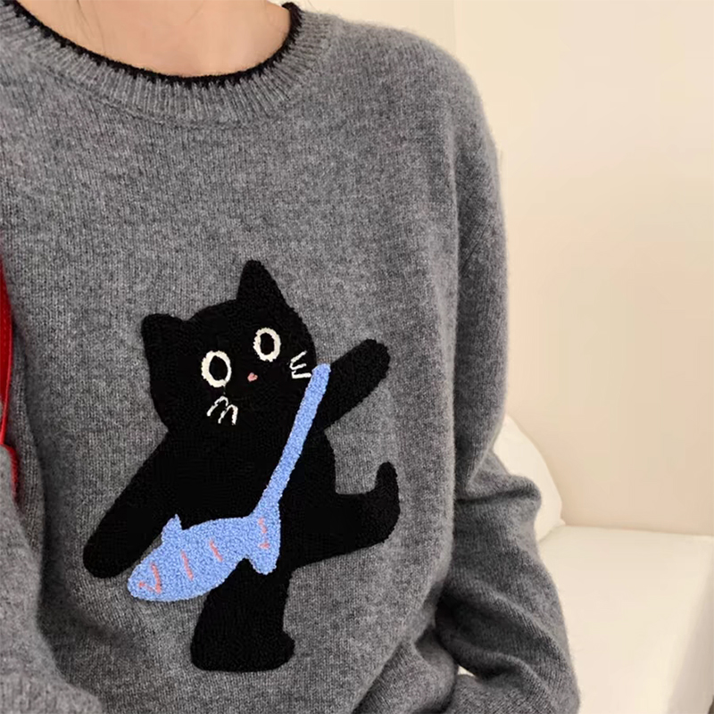 灰色圆领浣熊套头毛衣女秋冬2024新款小个子内搭打底针织衫上衣冬