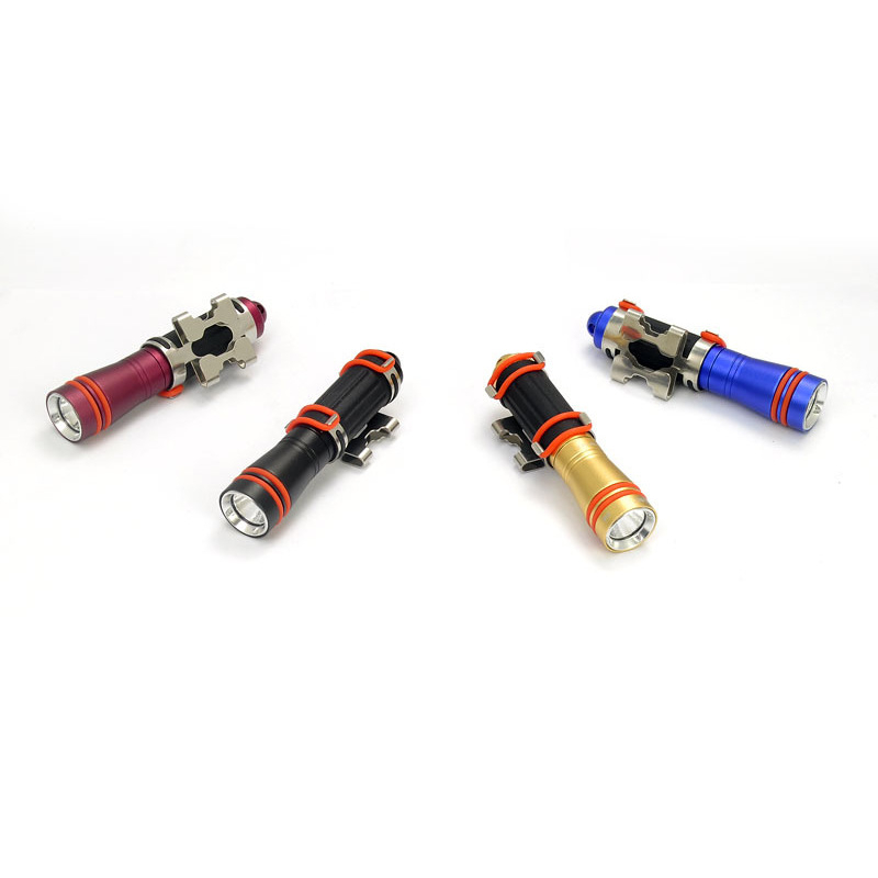 奥瞳潜水手电D1A深潜浮潜用LED强光灯小型迷你潜水手电筒
