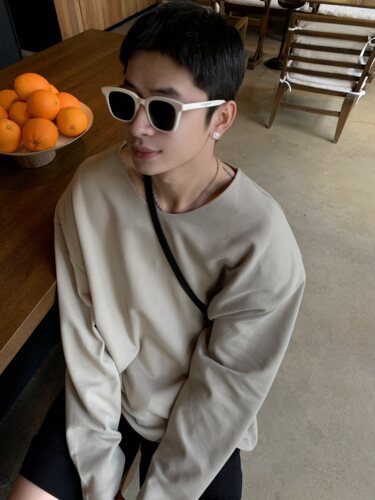 ESC MAN STUDIO/自制 干净利落的大领口卫衣自带气场应对任何场合