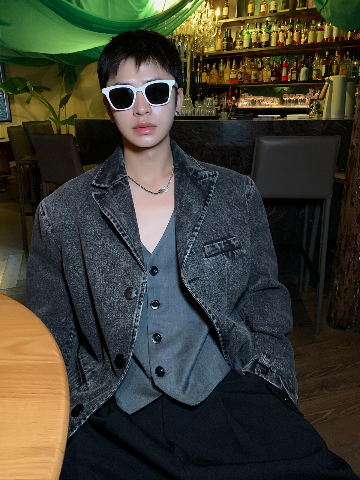 水洗做旧牛仔外套西装上衣