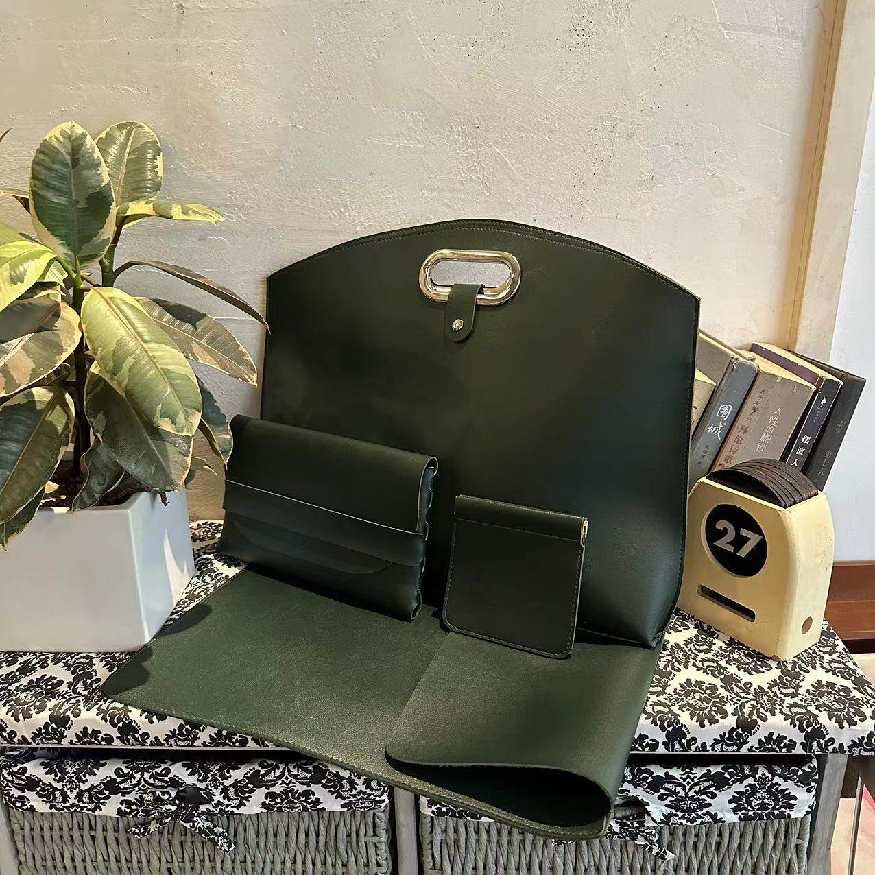 电脑包女士2025公文包女士高级感墨绿防水上班女苹果华为联想小新14寸16寸笔记本大容量手提通勤商务包