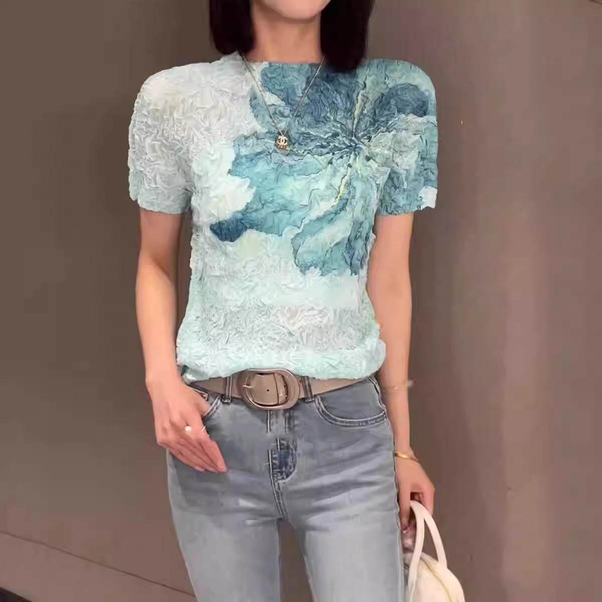 三宅一生褶皱通勤印花短袖图片