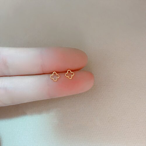 奥特莱斯折扣官网撤柜清仓捡漏18K金outlets女镂空四叶草耳钉耳饰