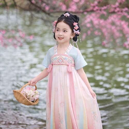 汉服女童2026新款夏儿童古风古装绝美刺绣洋装女孩国风超仙唐装