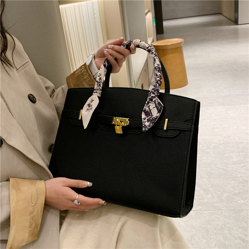 百搭单肩通勤托特大包女