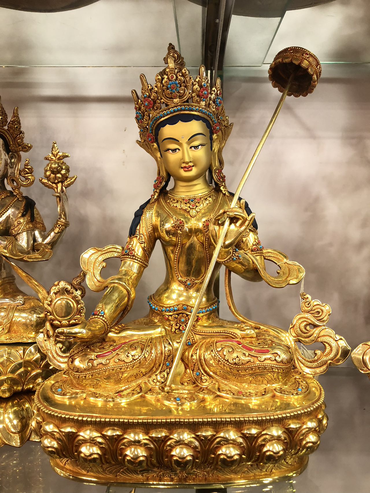 尼泊尔高档精品释迦族大师作品 大白伞盖佛母像 高35㎝