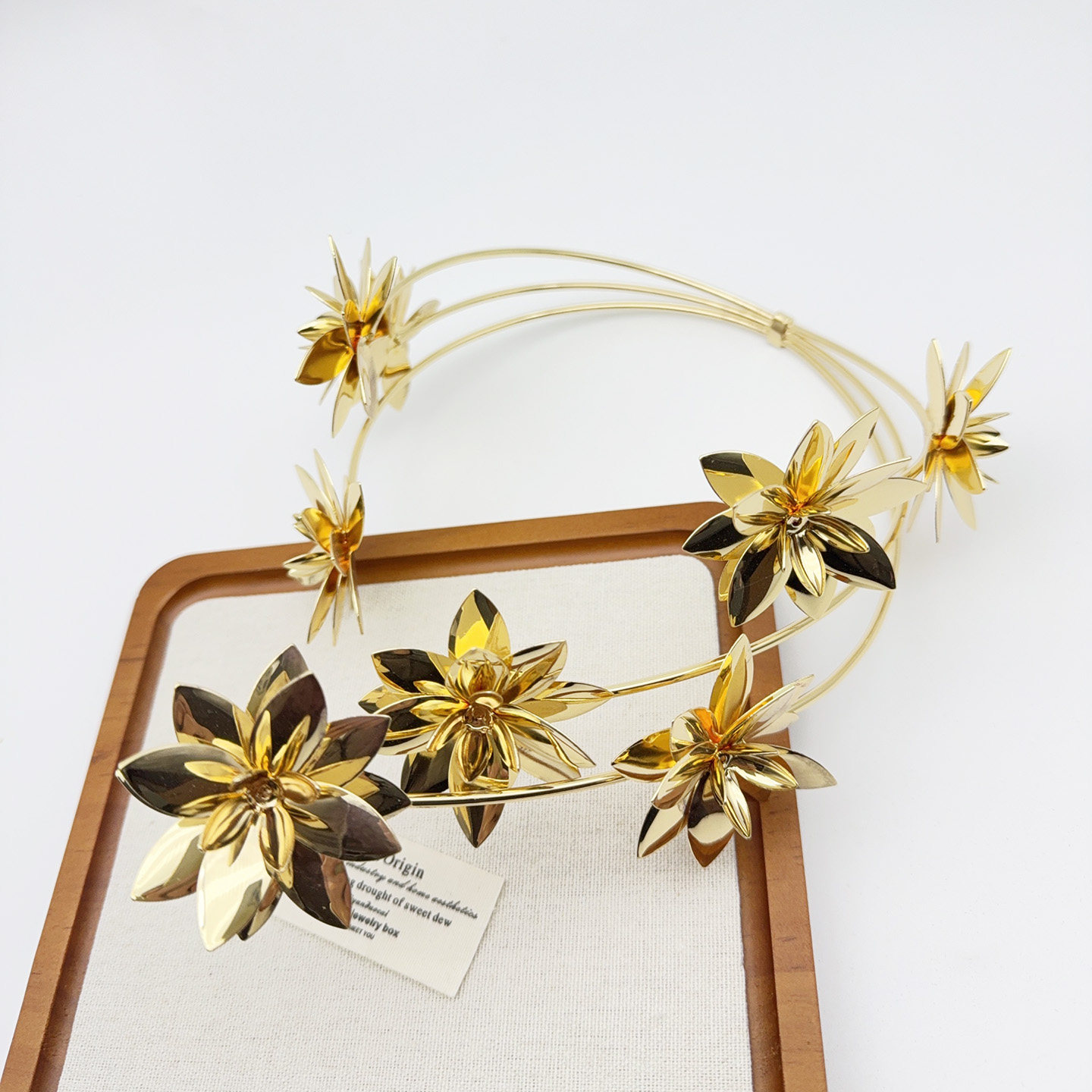 金色花朵头饰旅拍汉服妆造古风发饰结婚巴洛克新娘走秀表演发饰