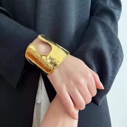 锤纹金属宽版手镯女配饰