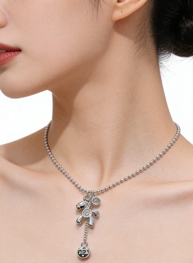 马上有钱花复古拼接卫衣项链女