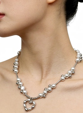 设计感银色爱心珍珠项链女