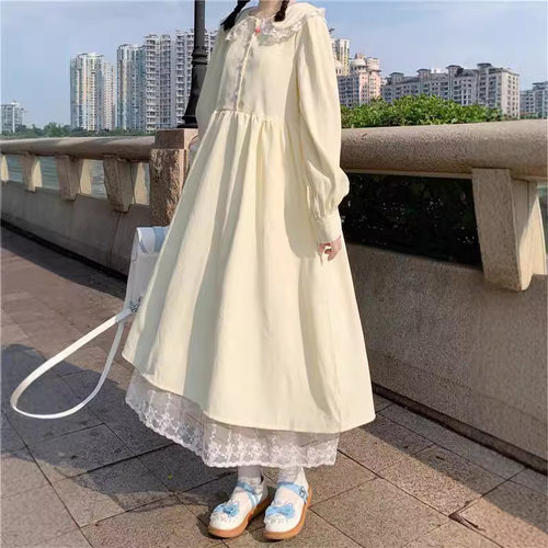 2024蕾丝纯色日系软妹A字裙