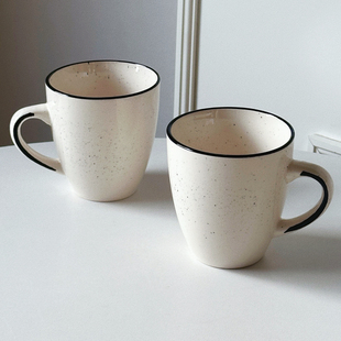 白桃先生 小众泼墨点北欧风ins水杯牛奶早餐杯家用出口陶瓷马克杯