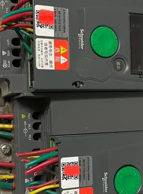议价施耐德变频器ATV310HU15N4A/1.5千W 拆机