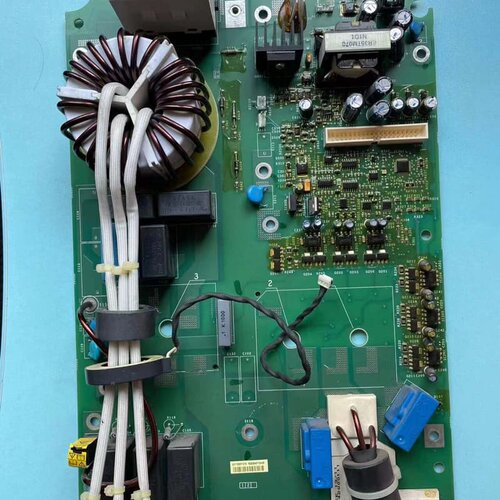 议价施耐德ATV71/ATV61 18.5KW/15KW驱动板成维修