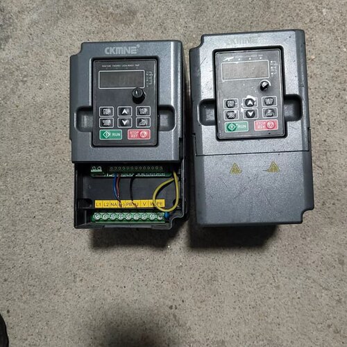 议价CKMNE变频器 KM7100-1R5G-S2