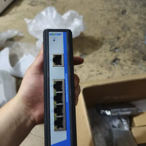 议价宇泰 UOTEK UT-6405W 工业级5口非网管以太网交