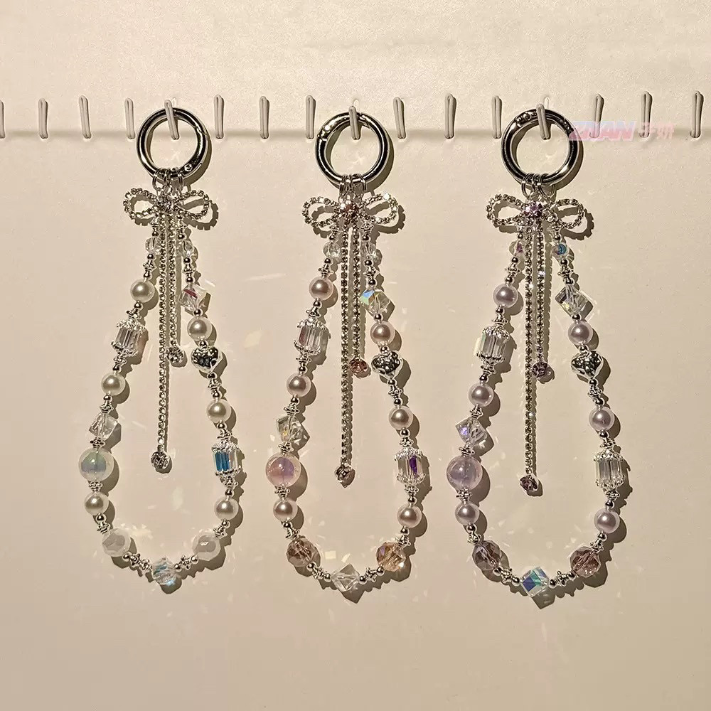 轻奢珍珠水晶链时尚优雅汽车钥匙扣链ins风高端合金包包挂饰