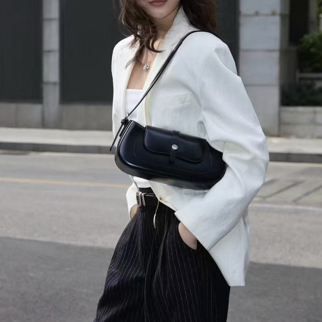 楊楊【城市旅人】重磅新品 休闲百搭简约单肩手提包27*12,箱包皮具/热销女包/男包,腋下包,淘宝优惠券,粉丝福利购,淘宝优惠卷