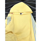 嫩黄色三条杠连帽卫衣女秋冬潮牌设计感宽松大码 加绒加厚套头上衣