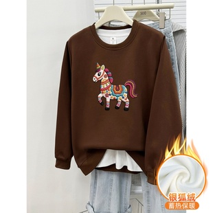 套头上衣潮 加绒加厚宽松大码 2026新款 小马印花正肩圆领卫衣女冬季