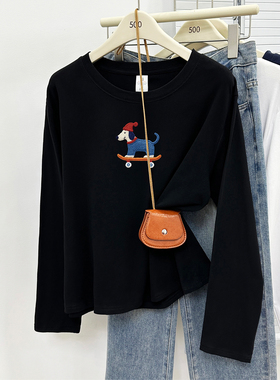 藏蓝色小狗印花正肩长袖t恤女秋冬季胖mm大码时尚显瘦打底衫上衣