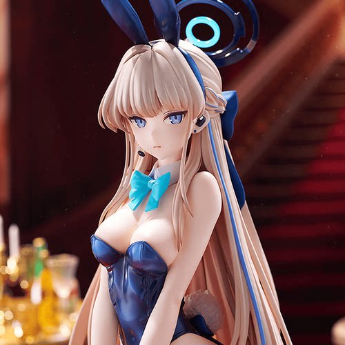 蔚蓝档案飞鸟马时兔女郎手办