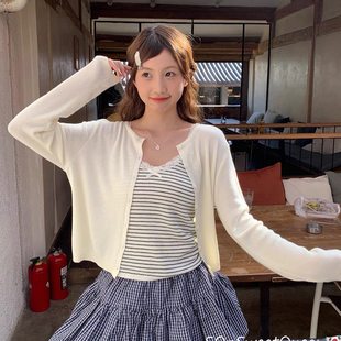 SQ-.有效叠穿～温柔甜美针织开衫+条纹蕾丝边吊带两件套套装2631Q