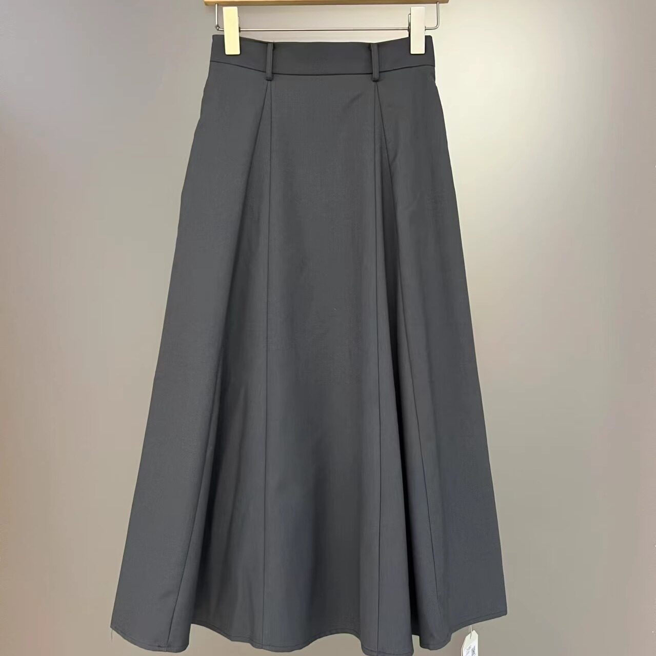 百搭气质伞裙2024秋新款显瘦垂感西装面料A字百褶半身裙中长裙女