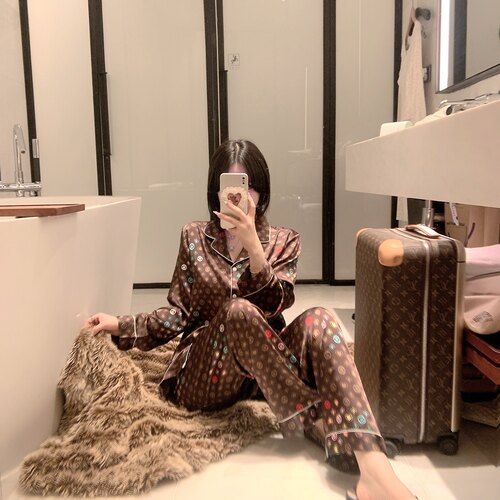 小众睡衣家居服印花高奢棕色
