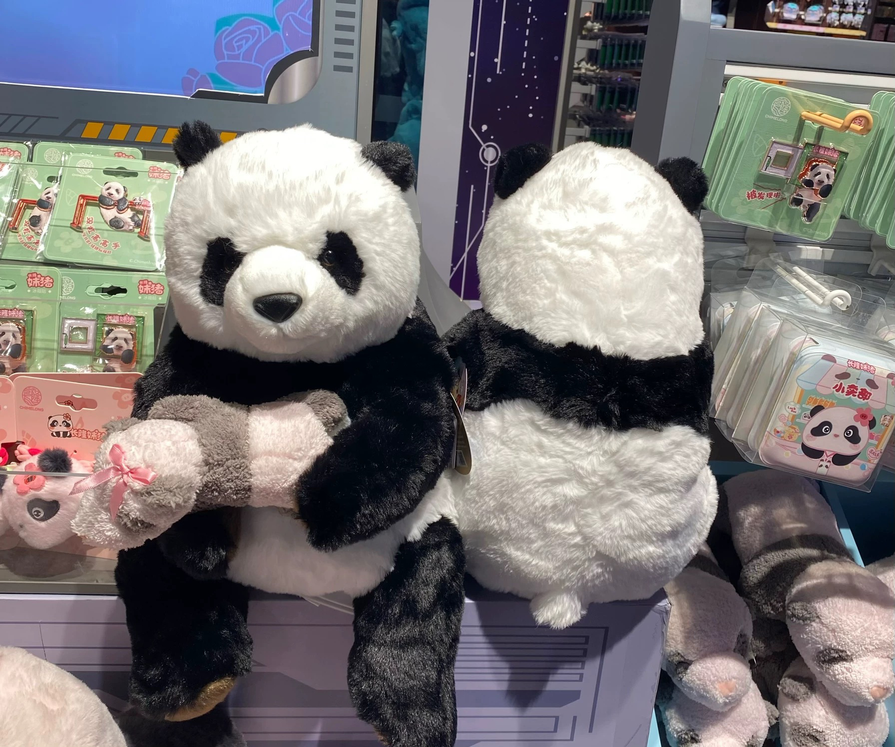 珠海广州长隆纪念品大熊猫抱初生宝宝妹猪毛绒公仔儿童玩偶玩具