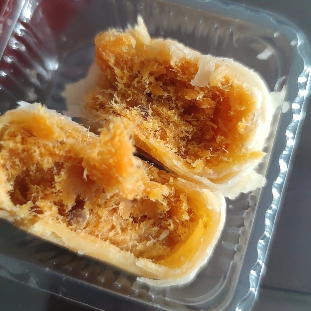 黑松露牛肉馅饼咸香酥皮大馅夹馅酥软肉松饼下午茶糕点心零食品