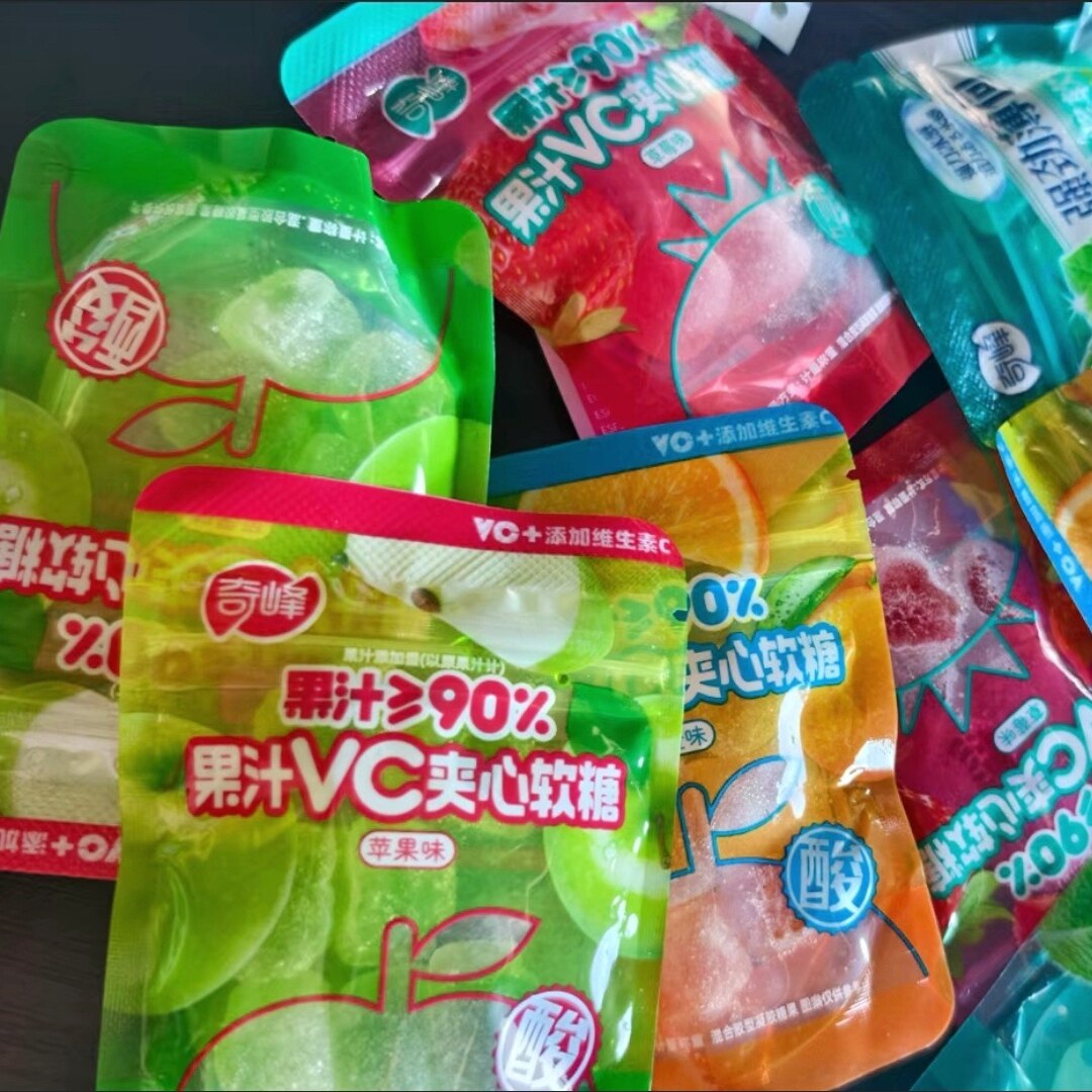 维c果汁夹心软糖25g*4袋qq糖橡皮糖香橙苹果草莓水果味薄荷糖果