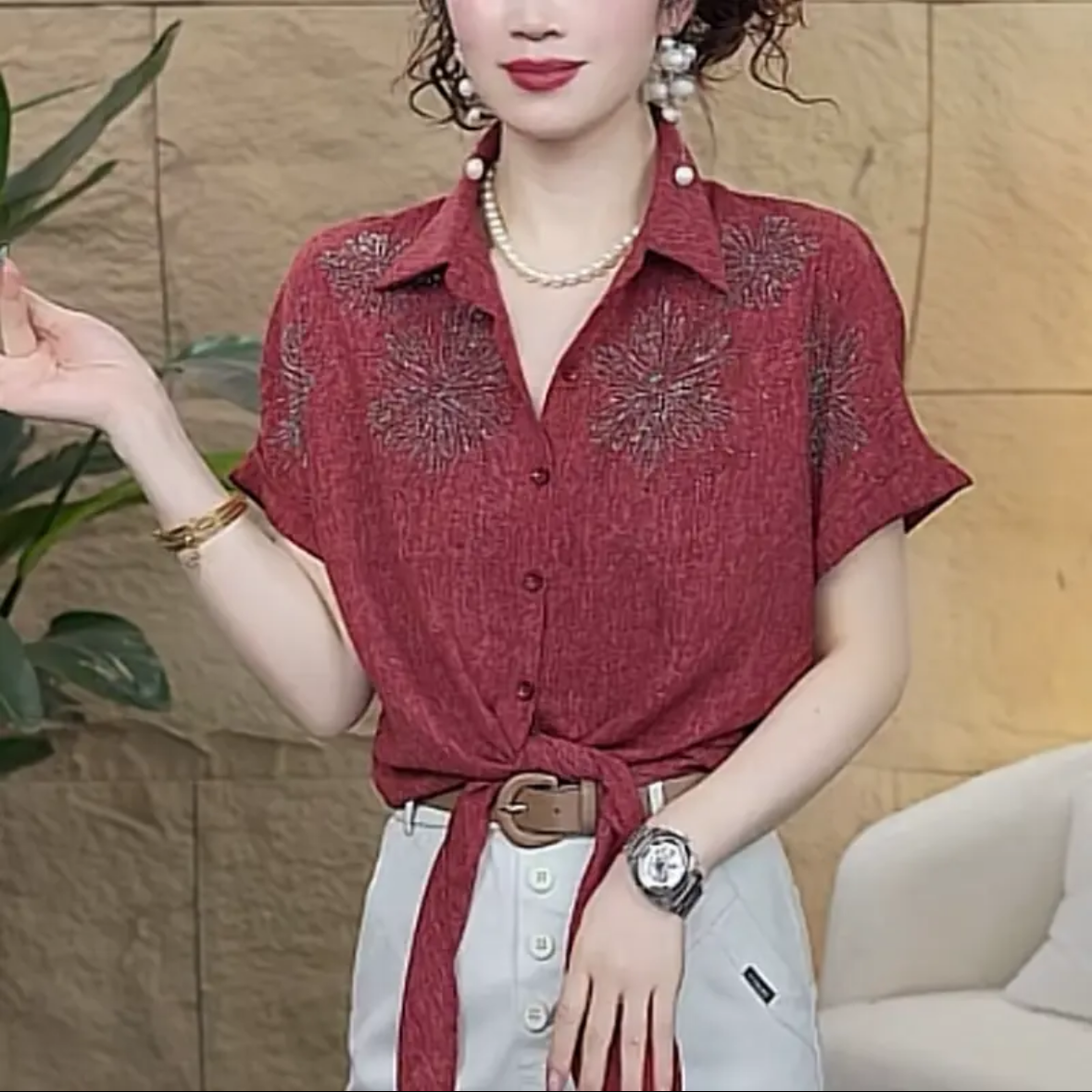 夏季新款时尚洋气翻领短袖衬衫法式显瘦减龄烫钻休闲百搭气质上衣