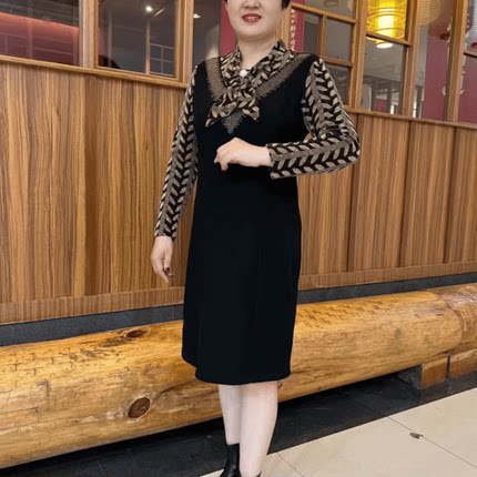 秋冬新款飘带连衣裙长袖宽松遮肚减龄洋气拼接时尚休闲妈妈装裙子