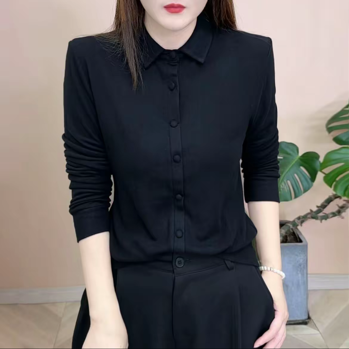 冬季新款双面绒保暖衬衫领打底衫显瘦减龄休闲宽松纯色套头上衣女