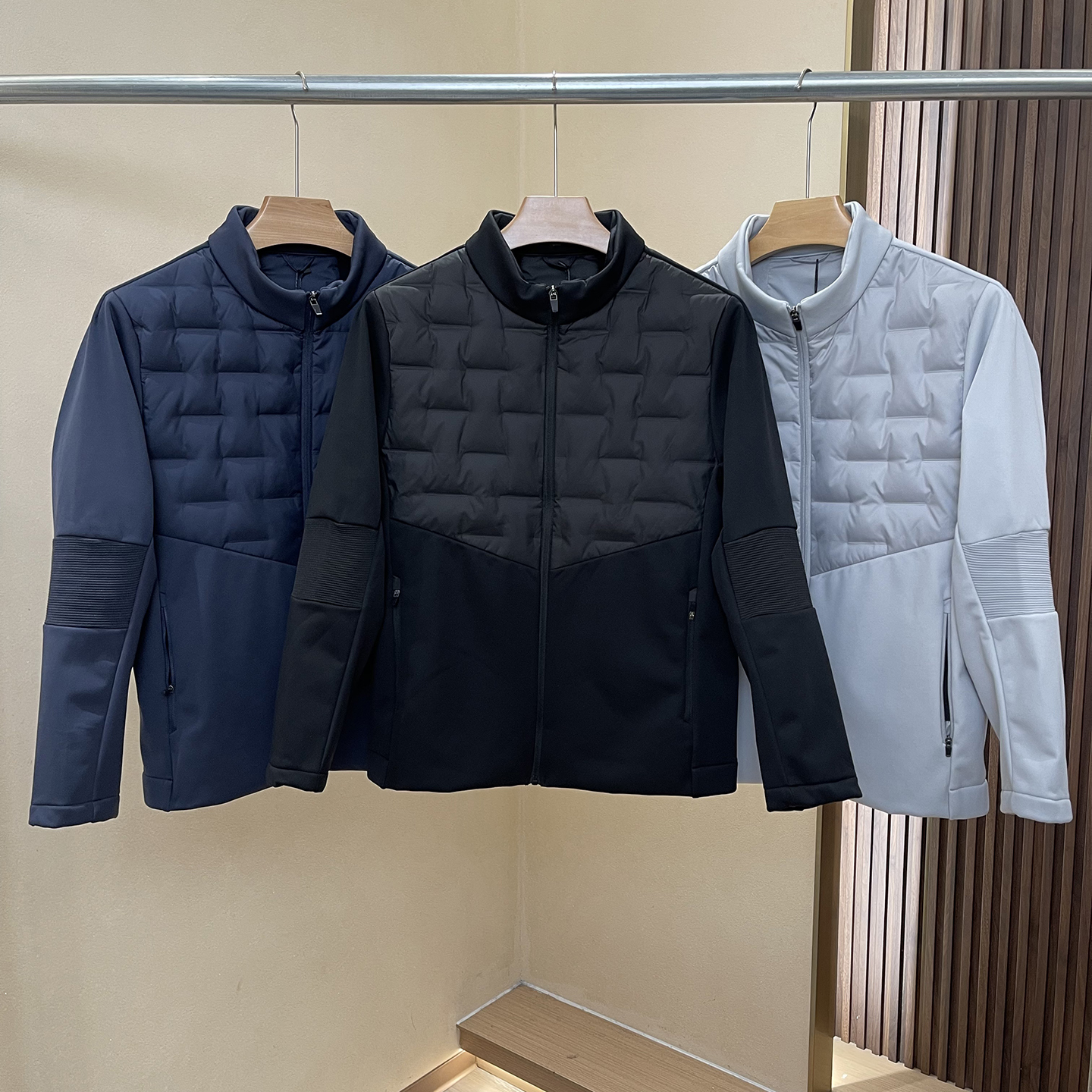 轻薄保暖户外运动立领羽绒服男装