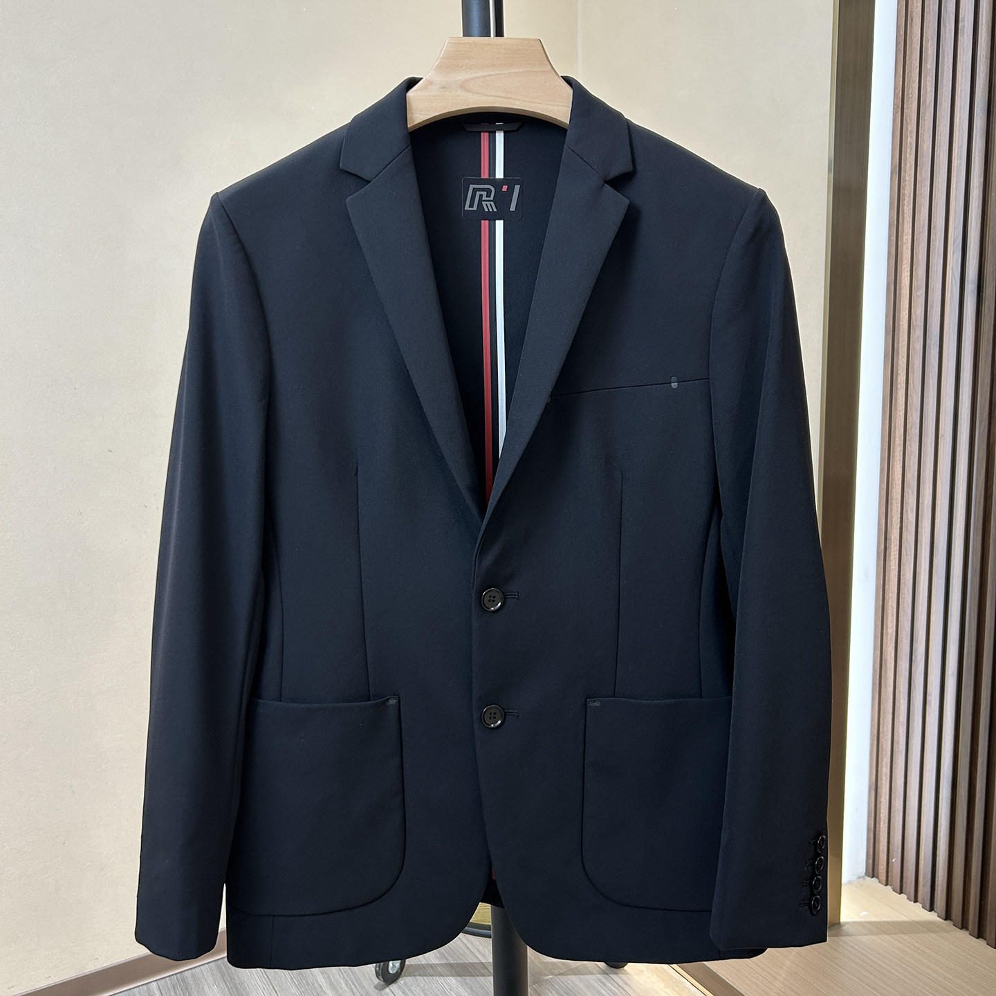 【H家】弹力冰丝抗皱黑色西服春夏薄款男士无痕压胶商务西装外套