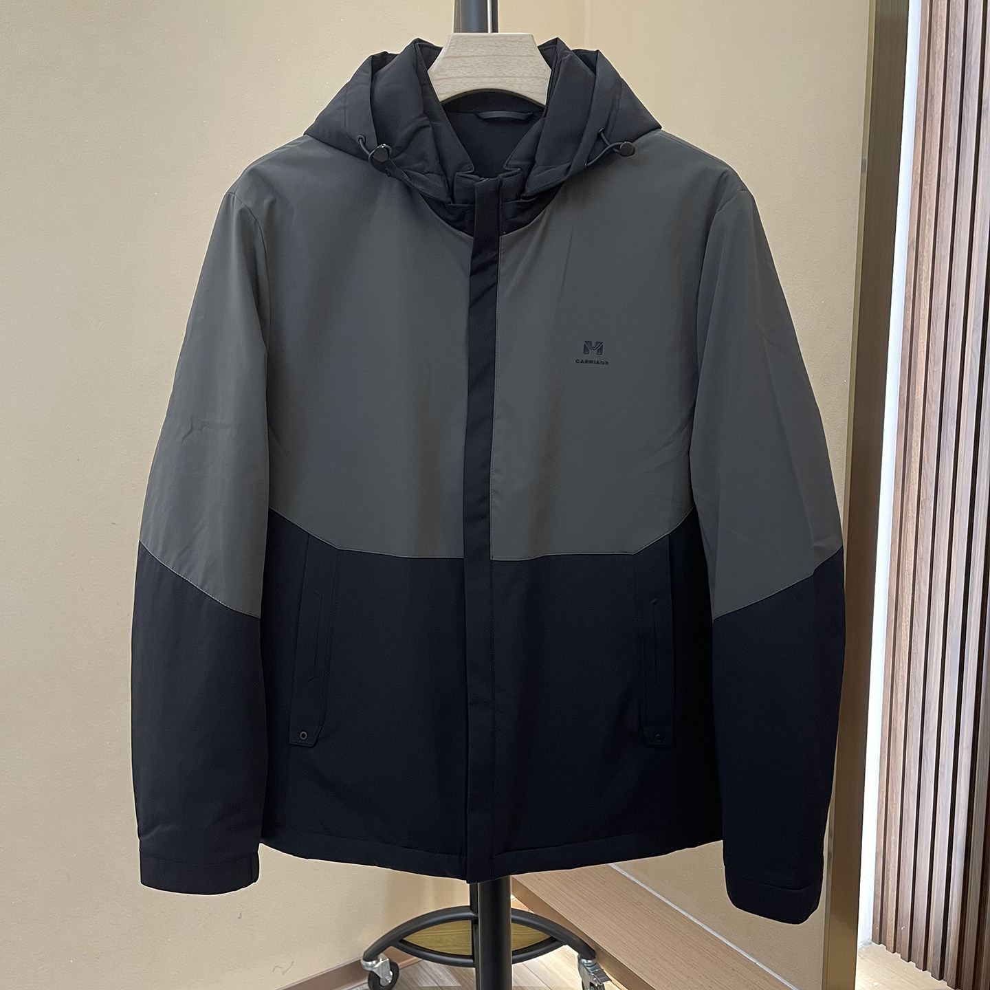 80鹅绒弹力牛奶丝商务羽绒服男装