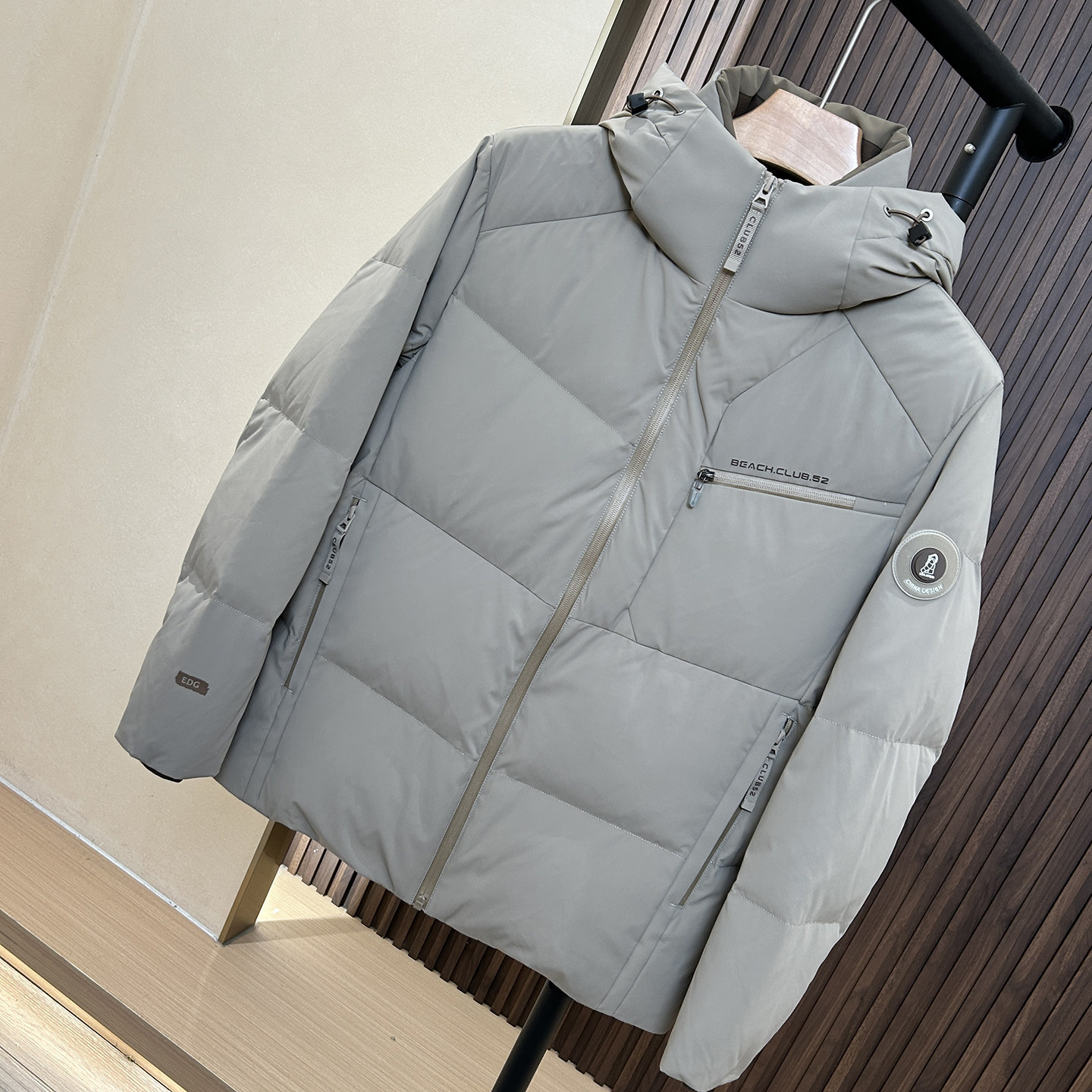 【雅家】版型超赞!好看!秋冬新款男士牛奶丝面料加厚连帽羽绒服